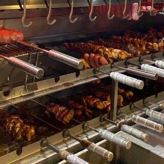 This Cape Cod Steakhouse In Massachusetts Brings Unlimited Grilled Meats Straight To Your Table