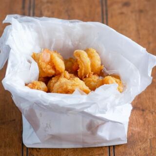 Illinois Has a Humble South Side Chicago Counter Frying Louisiana-Style Shrimp by the Bagful