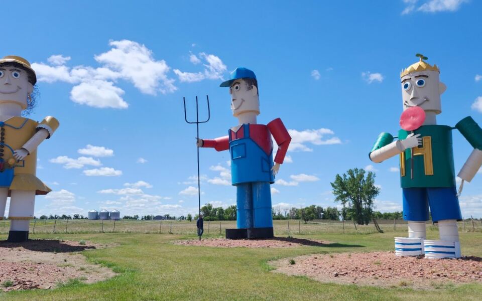 20 American Roadside Attractions Worth Adding to Your Next Road Trip