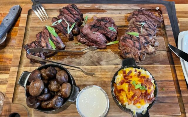 This Small-Town South Carolina Steakhouse Feels Like a Big-City Night Out, Right Down to the 18-Ounce Ribeye