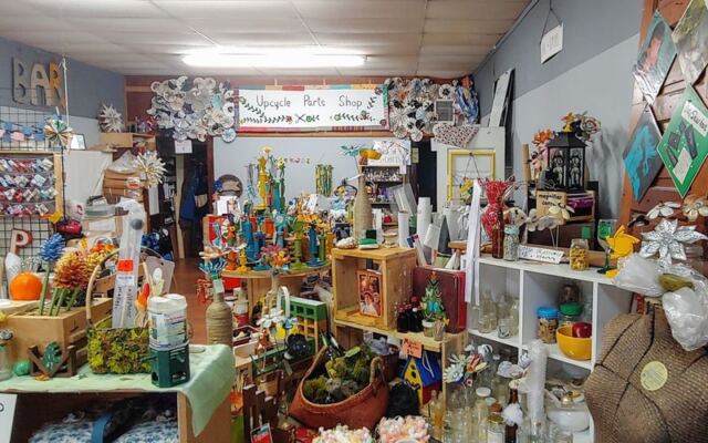 This Ohio Creative Reuse Store Sells Leftover Craft Supplies, And Every Visit Becomes A Treasure Hunt