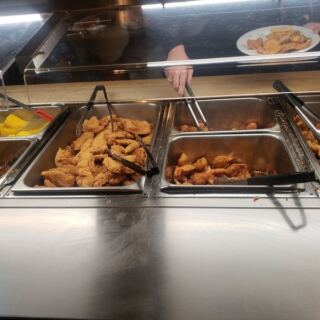 A Fried Catfish Buffet Keeps Pulling Arkansas Travelers Across The State Line To This No-Frills Oklahoma Stop