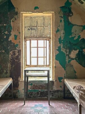 Missouri’s Infamous 1836 Prison Now Welcomes Overnight Ghost Hunters