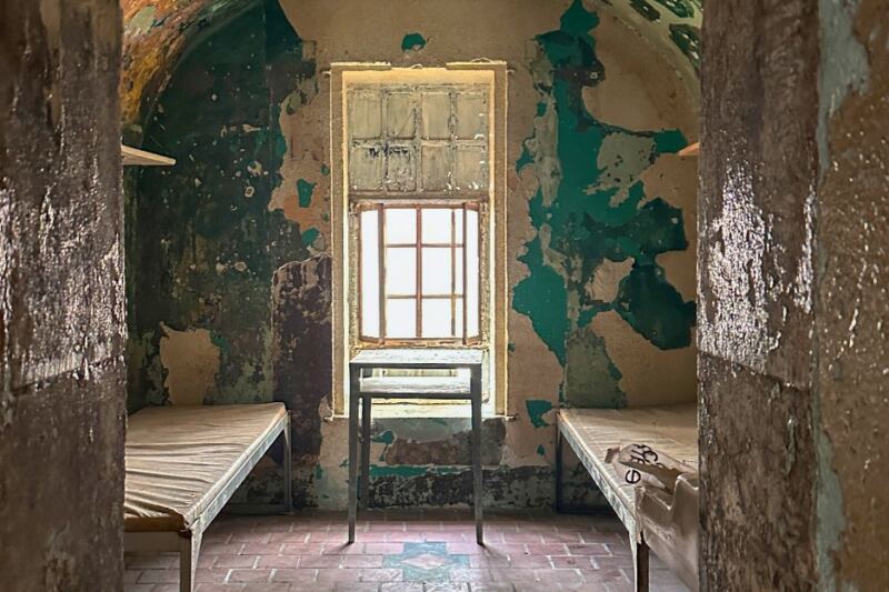 Missouri’s Infamous 1836 Prison Now Welcomes Overnight Ghost Hunters