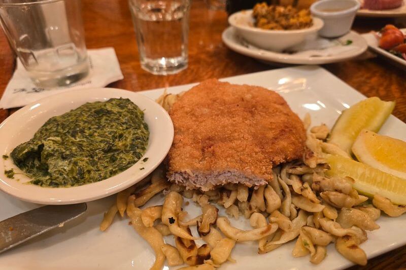 Office Towers Surround This Downtown Chicago Kitchen Still Frying Schnitzel Like It’s The 1890s