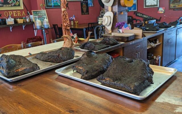 Smoked Ribs Make This New Jersey Farmers Market Worth a Lunch Detour