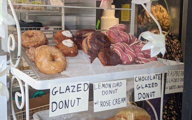 This Massachusetts Bakery Skips The Gluten And The Dairy In Its Glazed Donuts