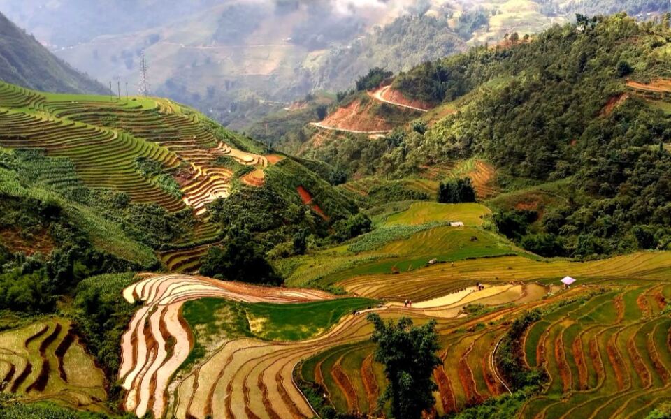 15 Incredible Places That Showcase Vietnam’s Natural Beauty and Rich History