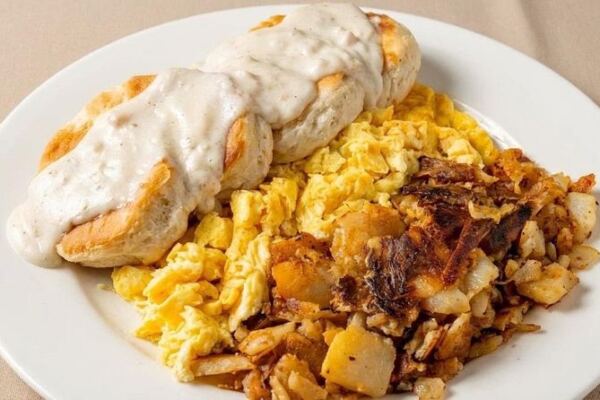 A Full Breakfast Plate Still Costs Less Than a Fancy Latte at These 11 Rhode Island Diners