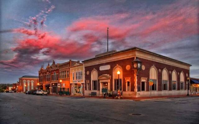 Wandering the 1890s Stone Buildings of Guthrie Feels Like Oklahoma’s Territorial Capital Never Left