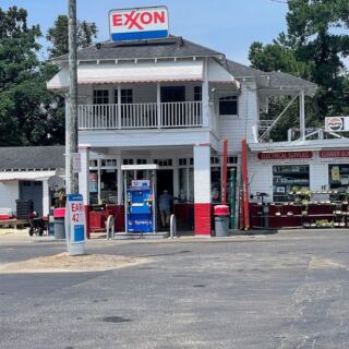 Mike’s Farm Market? No Need – Cooper’s Country Store in Salters, South Carolina Serves Ham and Cheese the Old-Fashioned Way