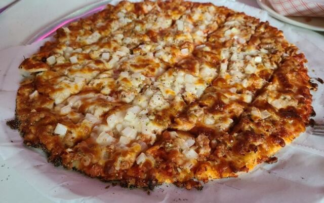 These Family-Run Illinois Restaurants Have Kept The Same Recipes Going For Three Generations