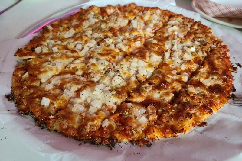 These Family-Run Illinois Restaurants Have Kept The Same Recipes Going For Three Generations
