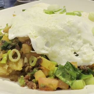 This Family-Owned South Carolina Diner Serves Generous Breakfast Skillets All Day, Including One Loaded With Gyro Meat