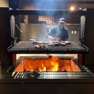This Small-Town California Steakhouse Grills Its Steaks Over Red Oak, and Diners Say Nothing Tastes Better