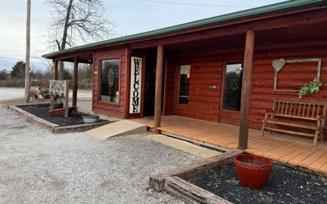 Oklahoma’s Owner-Run Catfish Spot Near Grand Lake Serves All-You-Can-Eat Fried Catfish and Hush Puppies