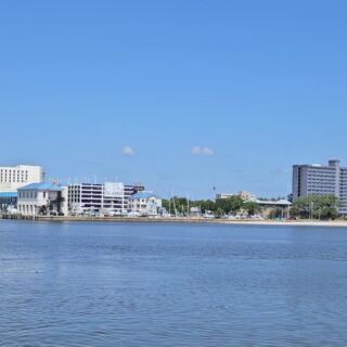 This Mississippi Boat Trip Might Pull Up Stingrays, Crabs And Pufferfish
