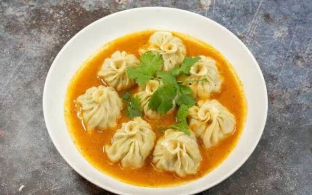 8 Unassuming Columbus Ohio Kitchens Where Somali, Nepali And Ethiopian Plates Taste Like Home