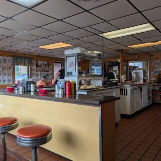 This Cozy Little Minnesota Diner Has Been Serving Loose-Meat Maid-Rites and Homemade Pie for Decades