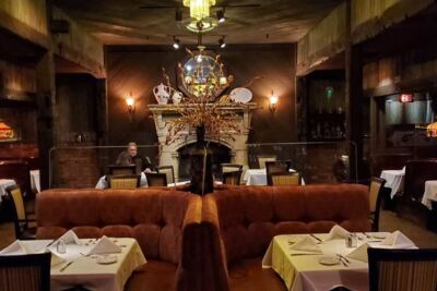 Mancy’s Steakhouse In Toledo Has Been Searing Steaks For Ohio Diners Since 1921 (And It Shows)