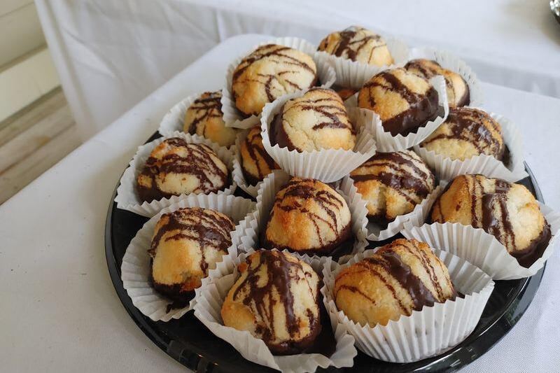 How Does a Florida Bakery in Apalachicola Sell Out of Pastries Before Lunch Every Day?