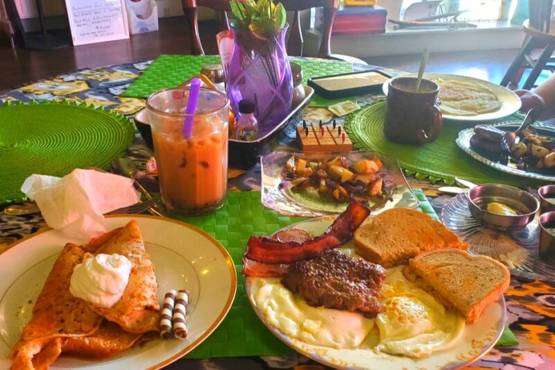 This Pennsylvania Café Serves Homemade Breakfast With a Side of Antiques