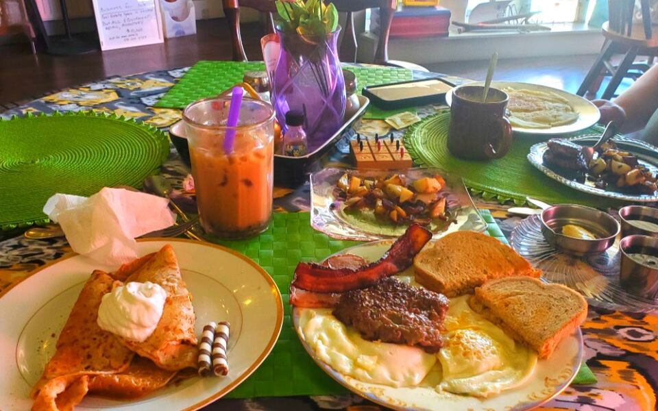 This Pennsylvania Café Serves Homemade Breakfast With a Side of Antiques