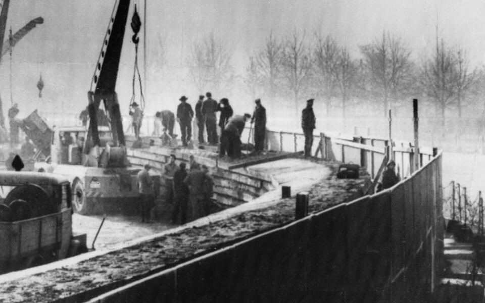 12 Chilling Stories From the Cold War Era