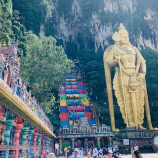 One of Malaysia’s Most Famous Sacred Sites Begins With 272 Colorful Steps Beneath a Giant Golden Statue