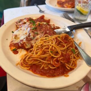 These 12 Old-School Italian Restaurants In Illinois Have Been Hiding In Plain Sight For Decades
