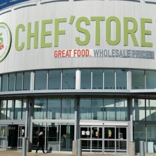 No Card, No Yearly Fee: This Oklahoma City Warehouse Sells Restaurant-Sized Groceries to Anyone