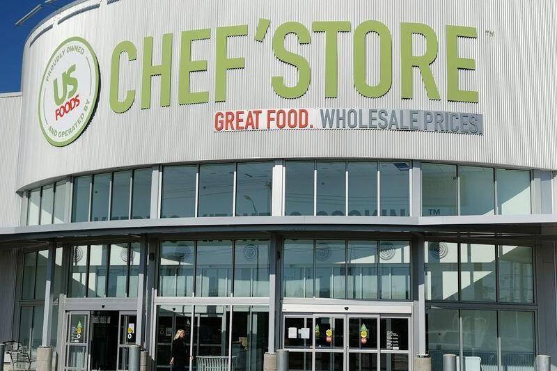 No Card, No Yearly Fee: This Oklahoma City Warehouse Sells Restaurant-Sized Groceries to Anyone