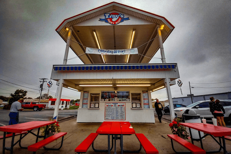 8 Northwest Ohio Dairy Bars Serving Their Last Cones Before The Winter Shutters Go Up