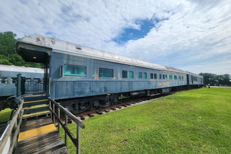 This South Carolina Train Ride Serves Barbecue With a Side of Passing Countryside